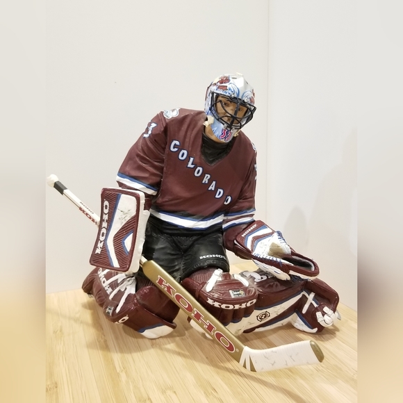 Collectible Series 1 McFarlane 12" NHL Patrick Roy #33 Colorado  Avalanche - Picture 6 of 15